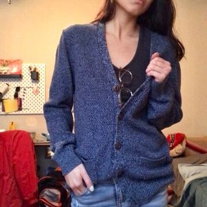 GAP knit cardigan w/ buttons